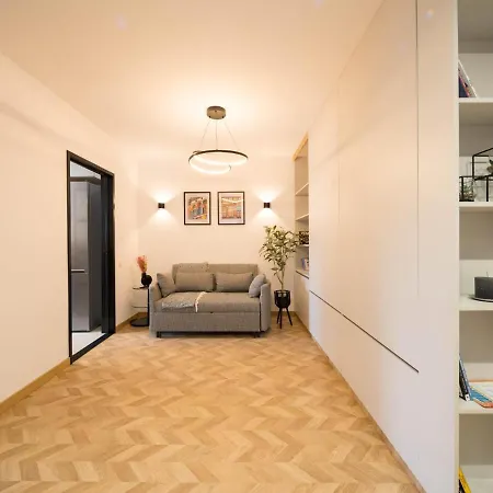 Imo Apartment