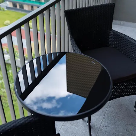 Imo Apartment *